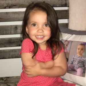 Meet your Posher, Lorie